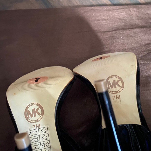 MICHAEL KORS BLACK SEXY STRAP SHOES - Picture 6 of 7